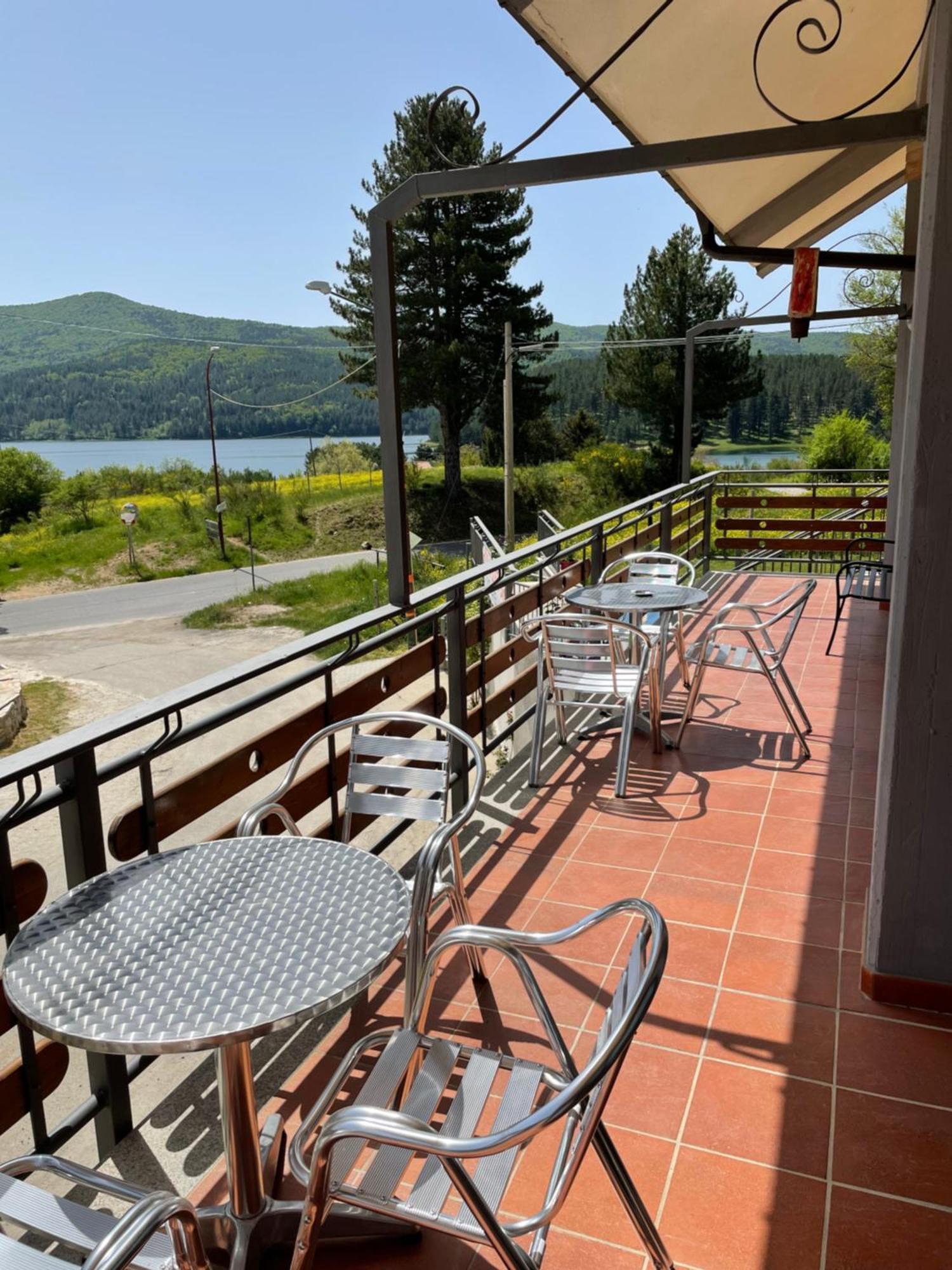 Fd Lorichella Hotell Lorica Eksteriør bilde