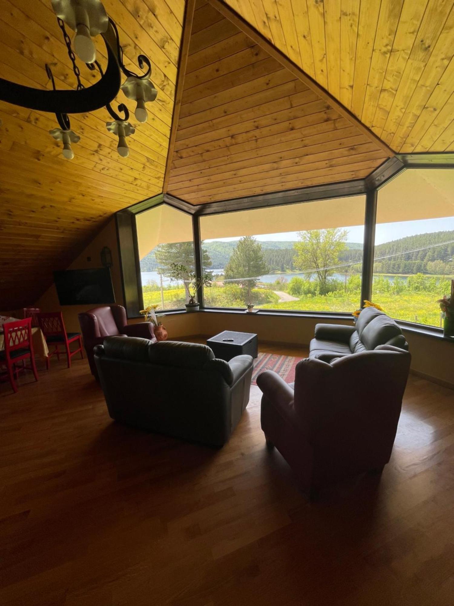 Fd Lorichella Hotell Lorica Eksteriør bilde